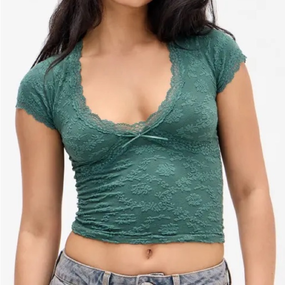 BDG Urban Outfitters Bella Lace Trim Crop T-Shirt size XS/S